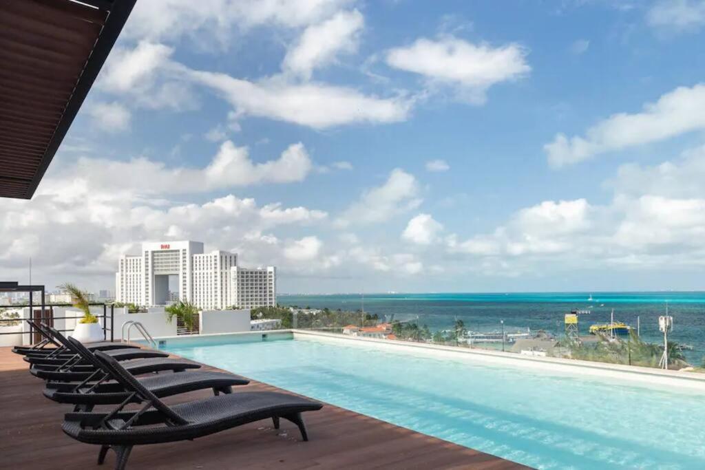 Beautiful Room Well Located In The Hotel Zone Of Cancún Exterior foto
