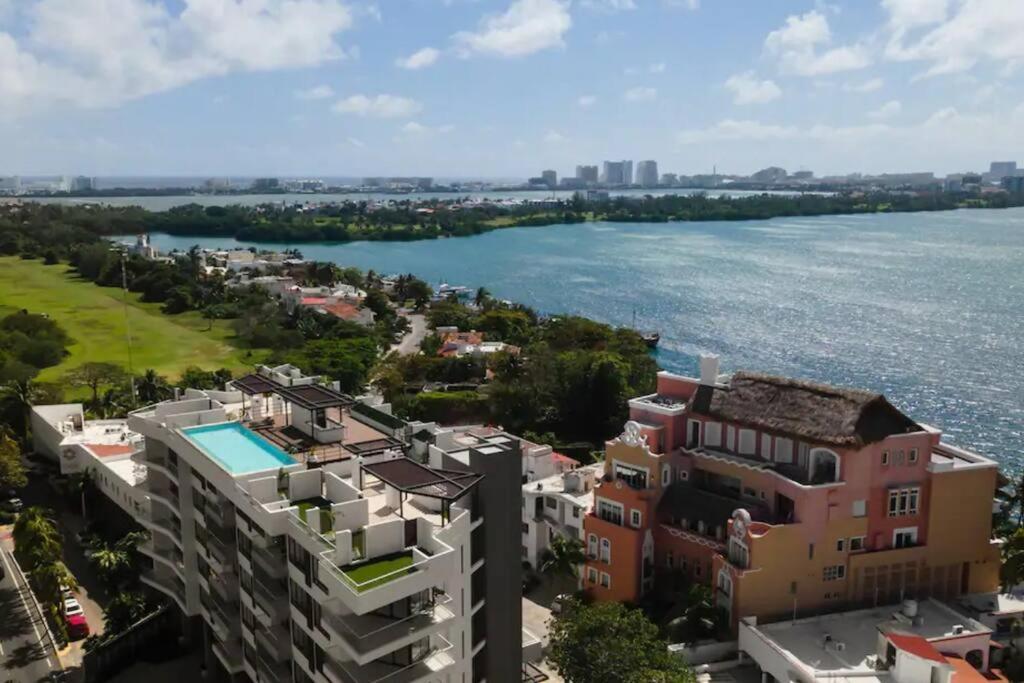 Beautiful Room Well Located In The Hotel Zone Of Cancún Exterior foto